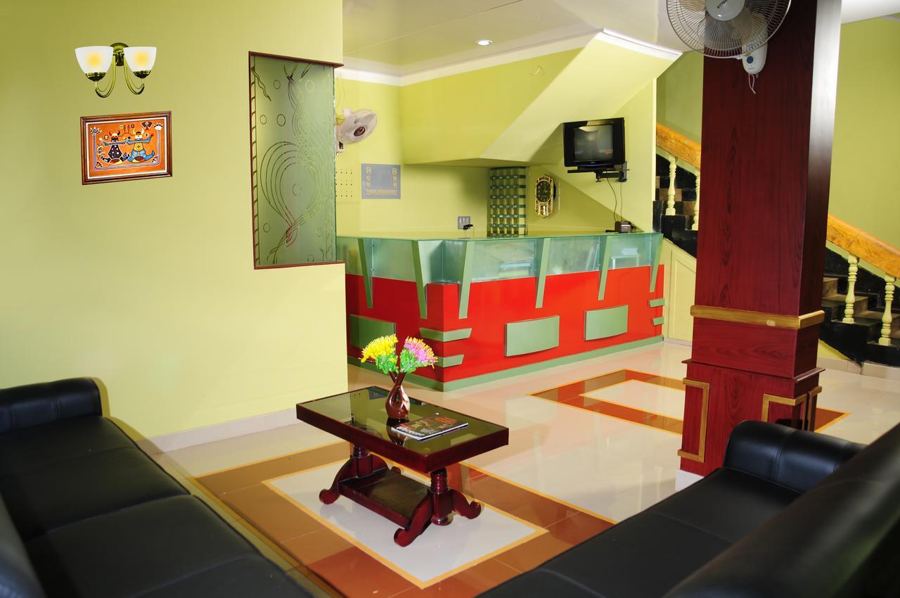 Hotel Nuhman Kondotty Bagian luar foto