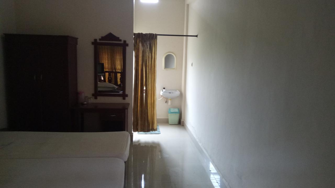 Hotel Nuhman Kondotty Bagian luar foto