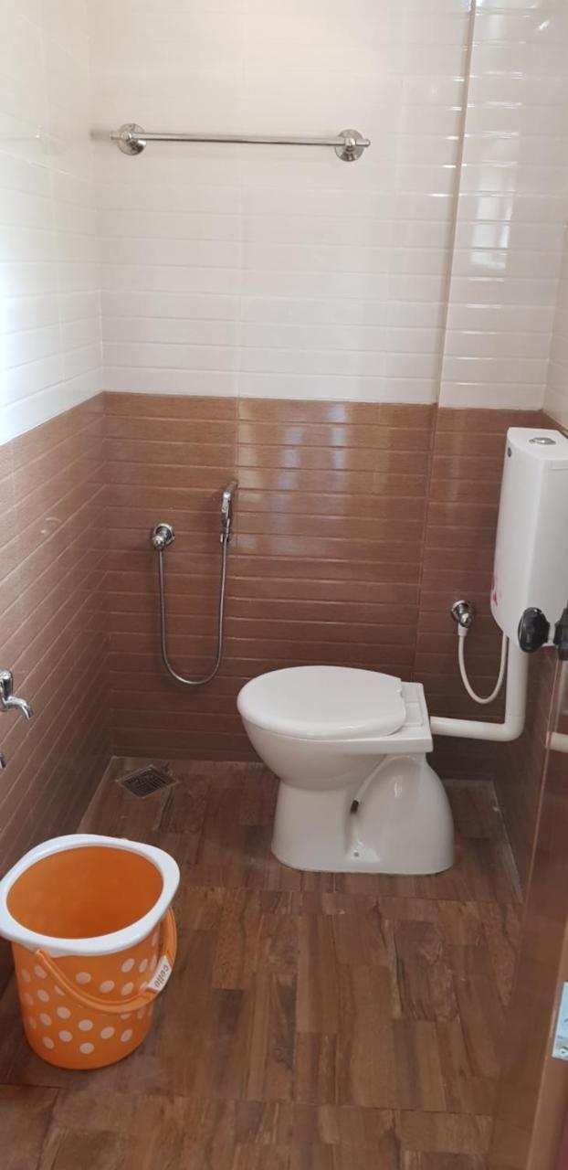 Hotel Nuhman Kondotty Bagian luar foto