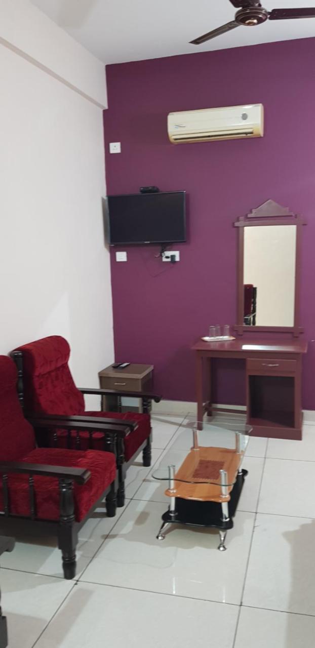 Hotel Nuhman Kondotty Bagian luar foto